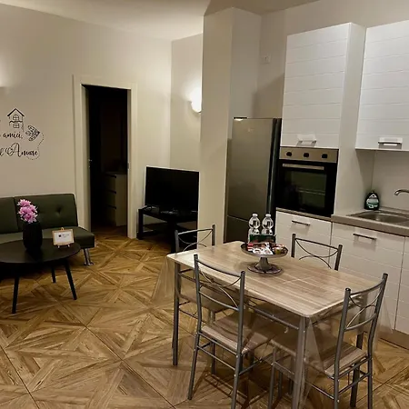 Emilbo' House Apartamento