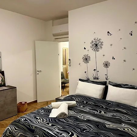 Lägenhet Emilbo' House