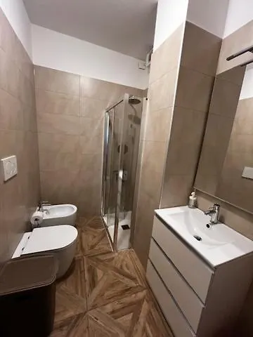 Emilbo' House Appartamento *